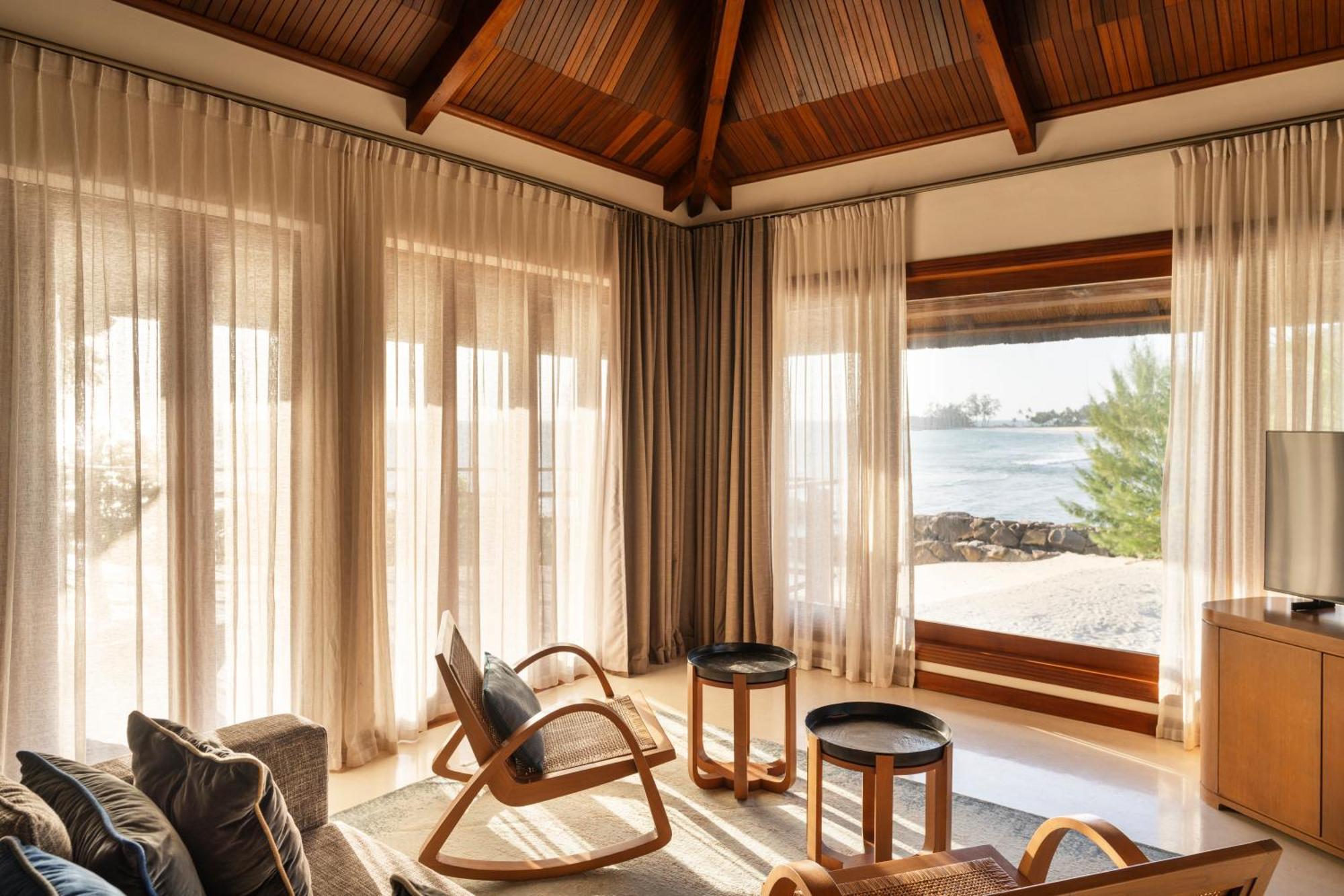 Constance Lemuria Grand Anse  Luaran gambar Interior of a villa